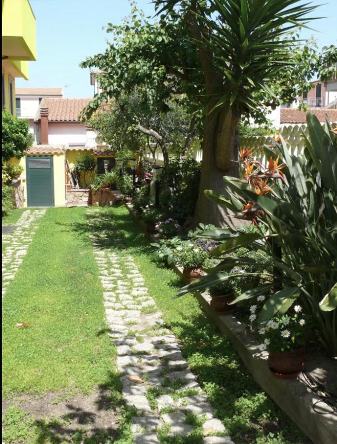 Lovely Flat In Northern Sardinia Valledoria  Exteriör bild